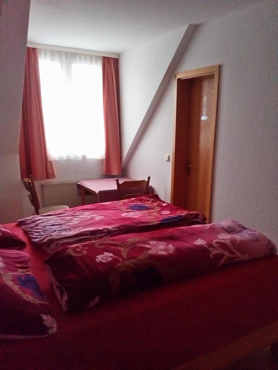 Monteurhotel Garni Alter Olper Hof Lindlar Esterno foto