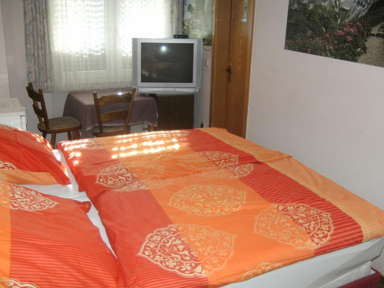Monteurhotel Garni Alter Olper Hof Lindlar Esterno foto
